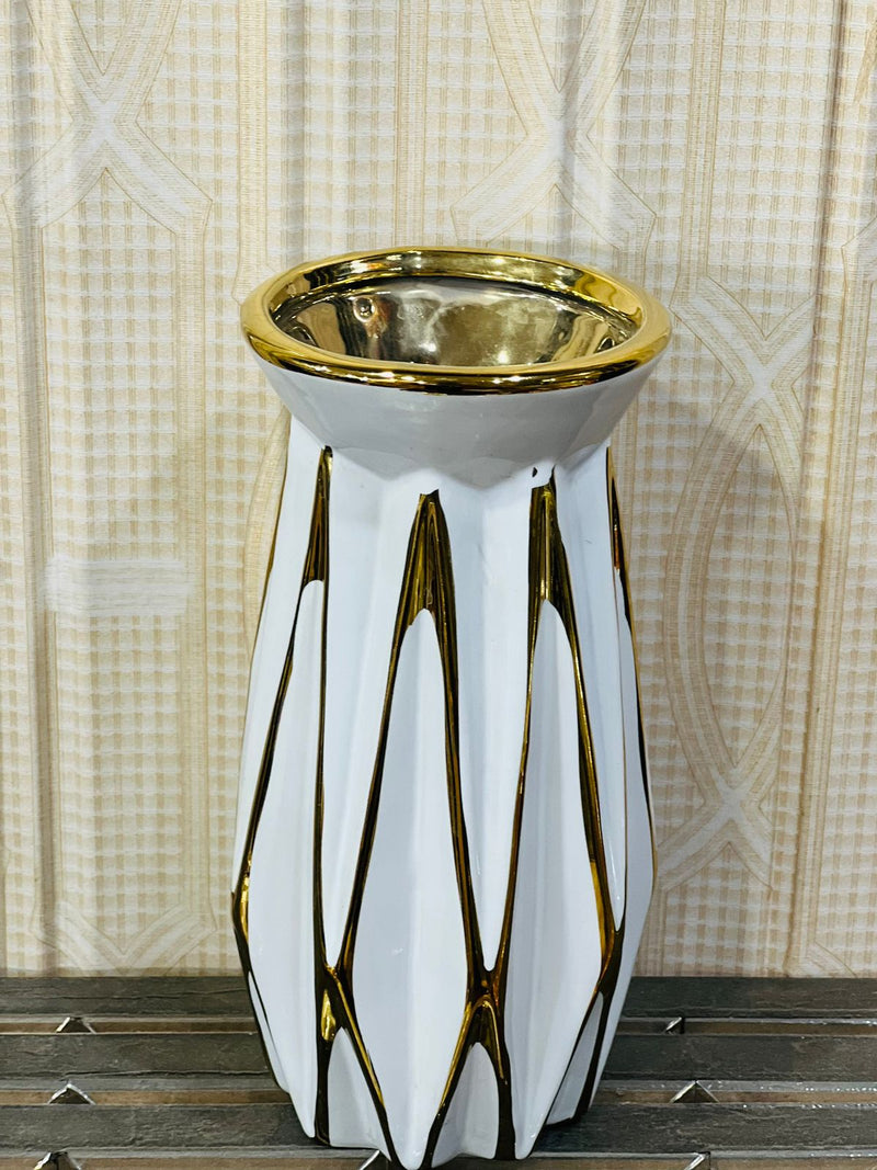 Ceramics White Golden Vase GV564