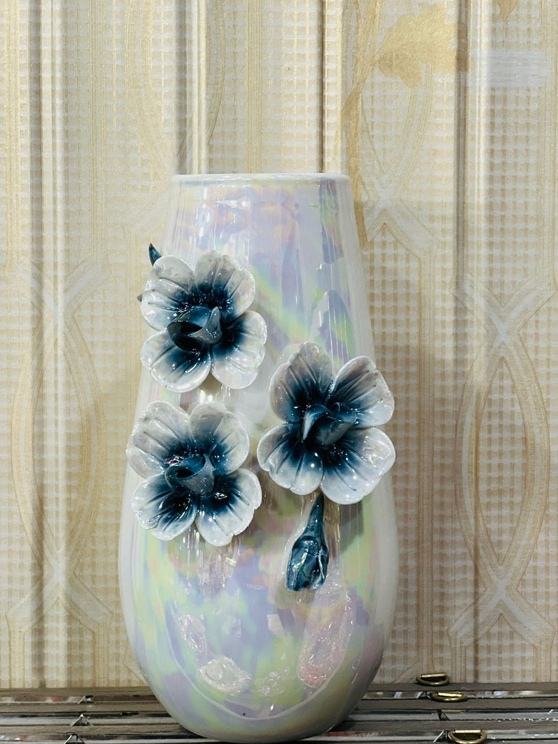 Crystal White Vase GV562