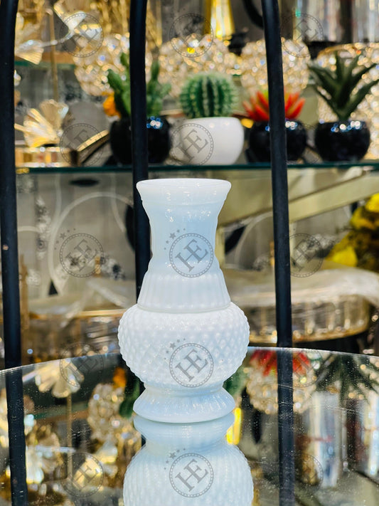 Chini White Vase Q161