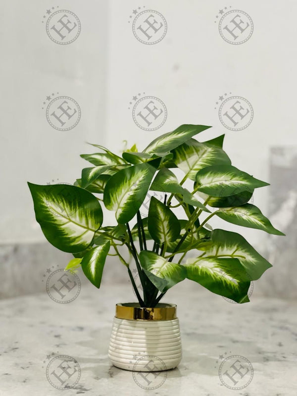 Plastic Pot With Artificial Plant PP809